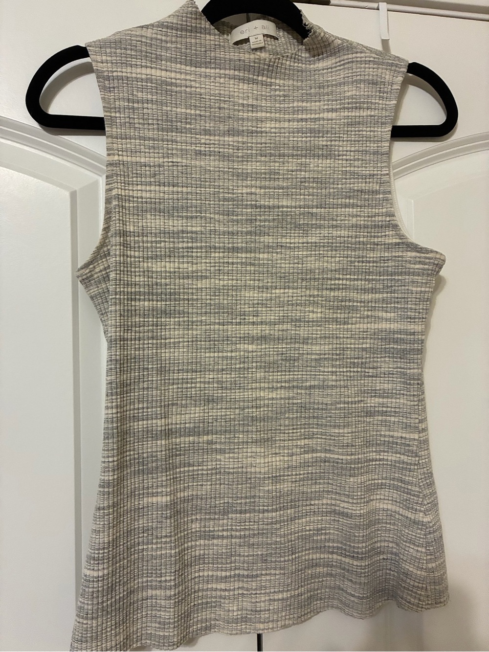 Sleeveless Mock Neck Ribbed Tank Top in Ecru & Light Gray